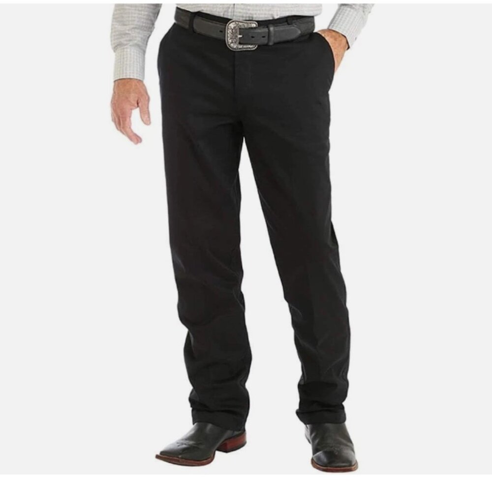 NWT Mens Wrangler Size 38x30 Flat Front No Iron Perfect Fit Khaki Pants Black